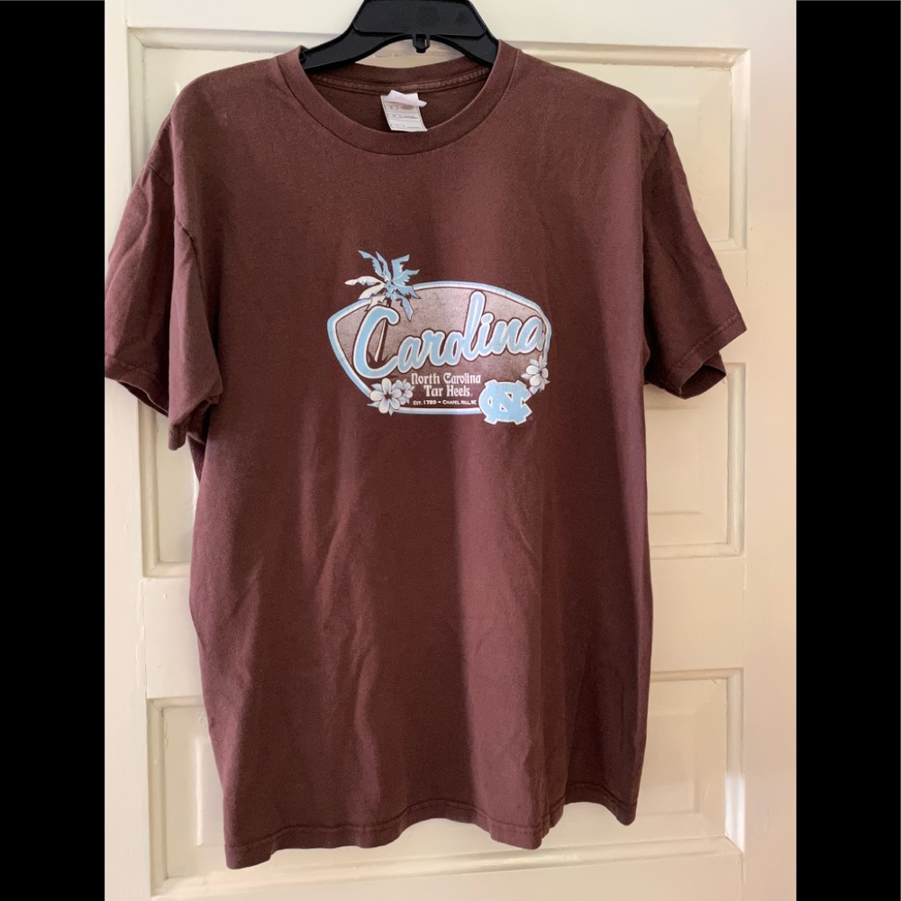 Authentic Carolina Tarheel Tee Shirt. Size large. Excellent condition